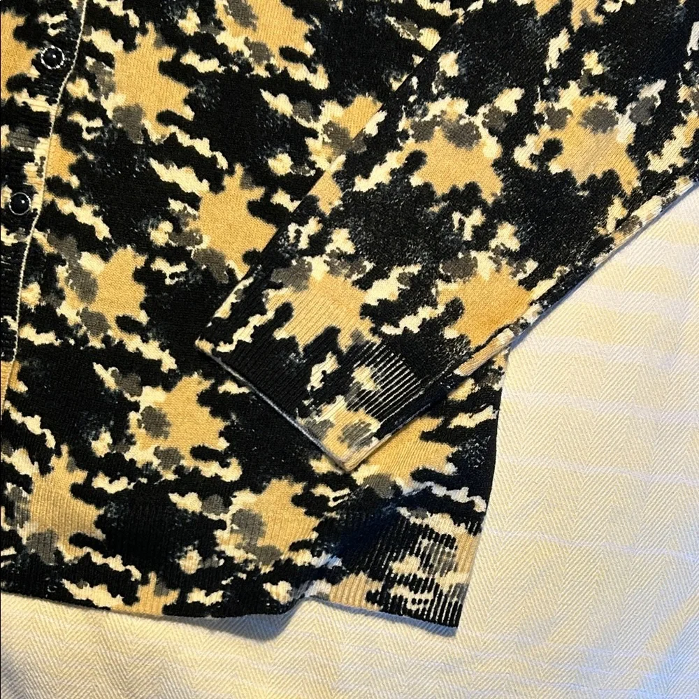 Designers Originals Vintage Cream/Black Patterned Button-Front Cardigan size L - Picture 4 of 5